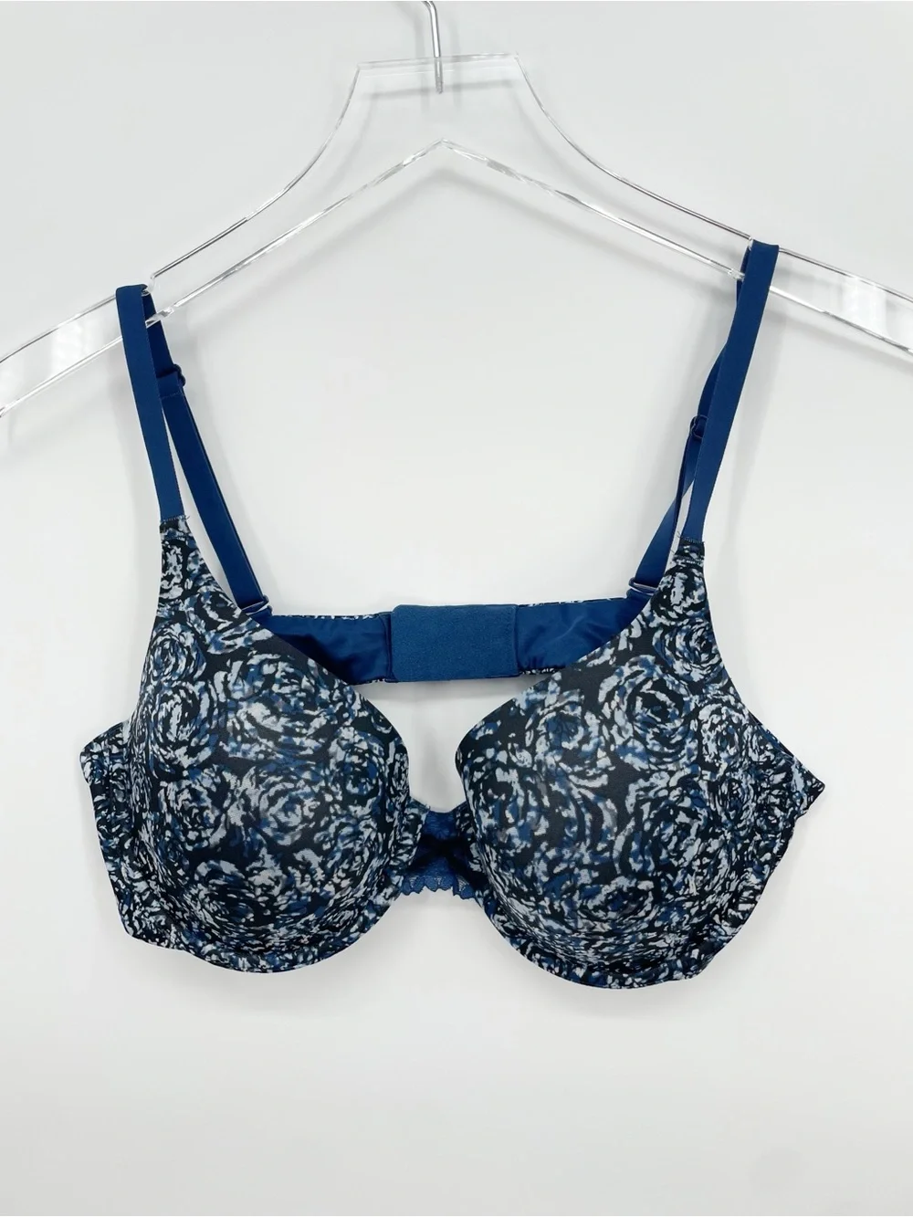 Maidenform Lightly Padded Underwire Bra